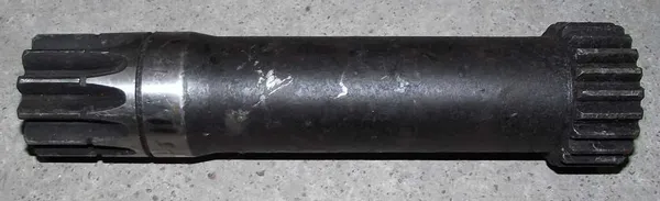 Jõusiirdevõlli siduri võll T50-1601232 *12/22